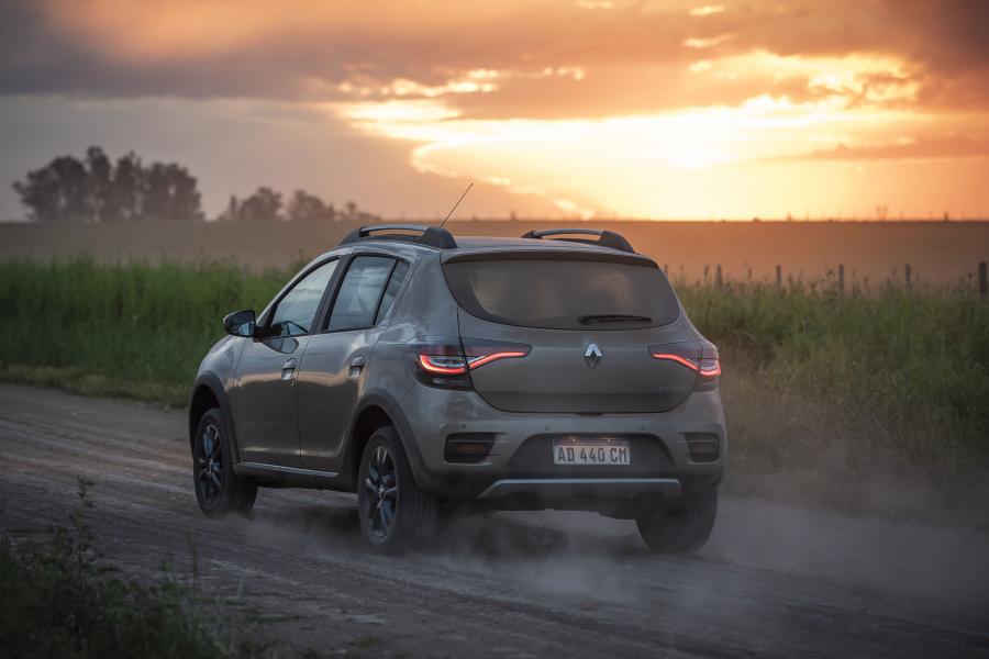  Renault Sandero Stepway 2019 года  (LA) (фото 37 из 40)
